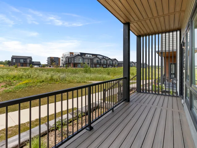 $674,900 | 9405 South Cypress Place, Oak Creek, WI 53154