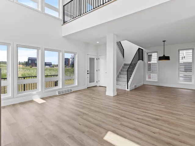 $674,900 | 9405 South Cypress Place, Oak Creek, WI 53154