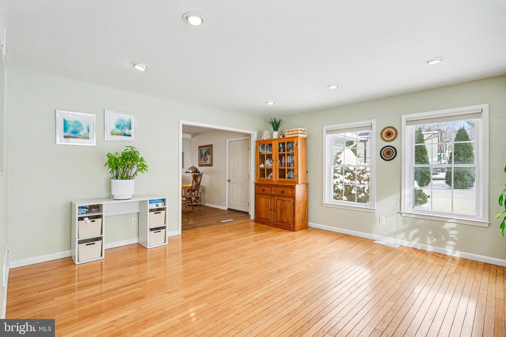 349 Jasmine Drive Hanover, PA 17331 - Photo 4 of 30