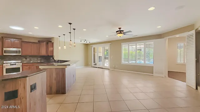 $2,450 | 26505 West Burnett Road, Buckeye, AZ 85396