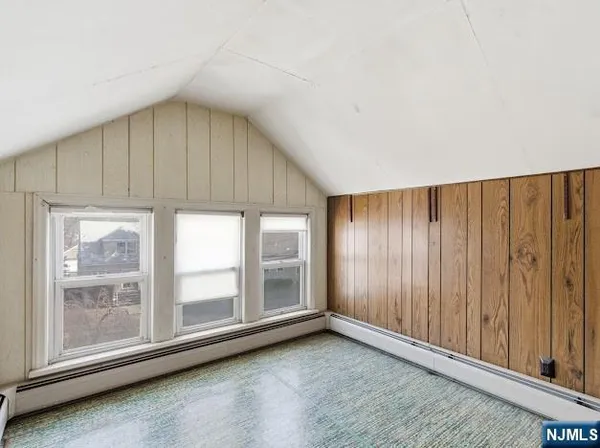 $775,000 | 166 Summit Cross, Rutherford, NJ 07070