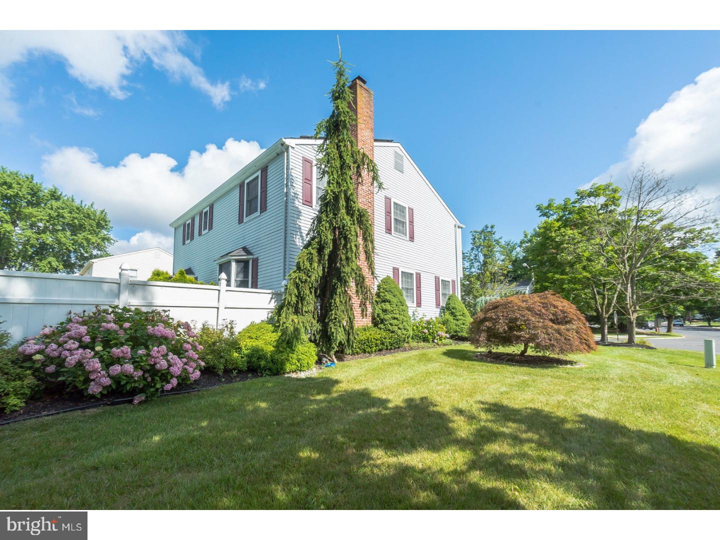 86 Euston Road South Marlton, NJ 08053 - Photo 4 of 25