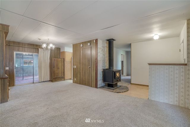 a view of a livingroom with a hallway