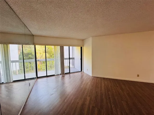 $1,475 | 2000 North Congress Avenue, Unit 204, West Palm Beach, FL 33401