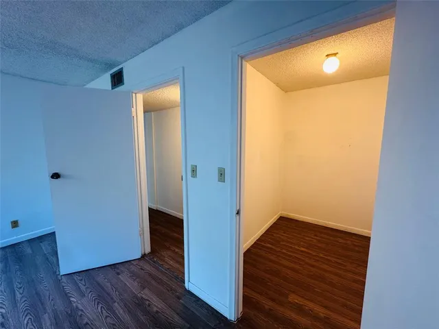 $1,475 | 2000 North Congress Avenue, Unit 204, West Palm Beach, FL 33401