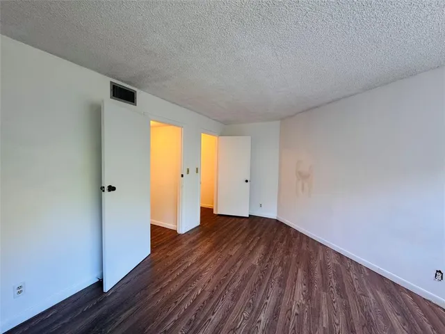 $1,475 | 2000 North Congress Avenue, Unit 204, West Palm Beach, FL 33401