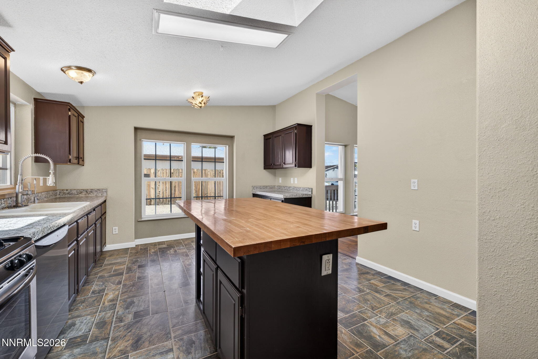 172 Rose Peak Road Dayton, NV 89403 - Photo 19 of 56 19-web-or-mls-172 Rose Peak-19
