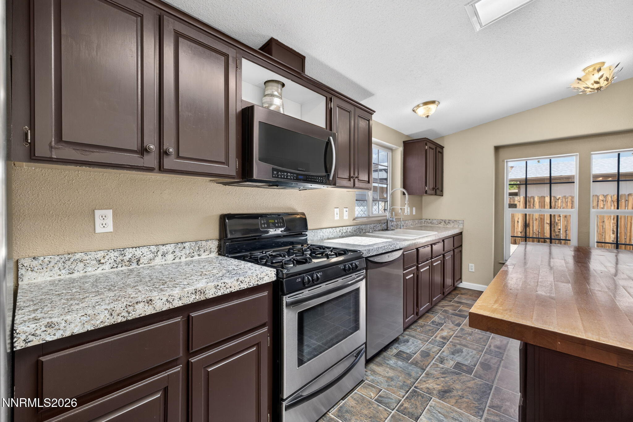 172 Rose Peak Road Dayton, NV 89403 - Photo 20 of 56 20-web-or-mls-172 Rose Peak-20