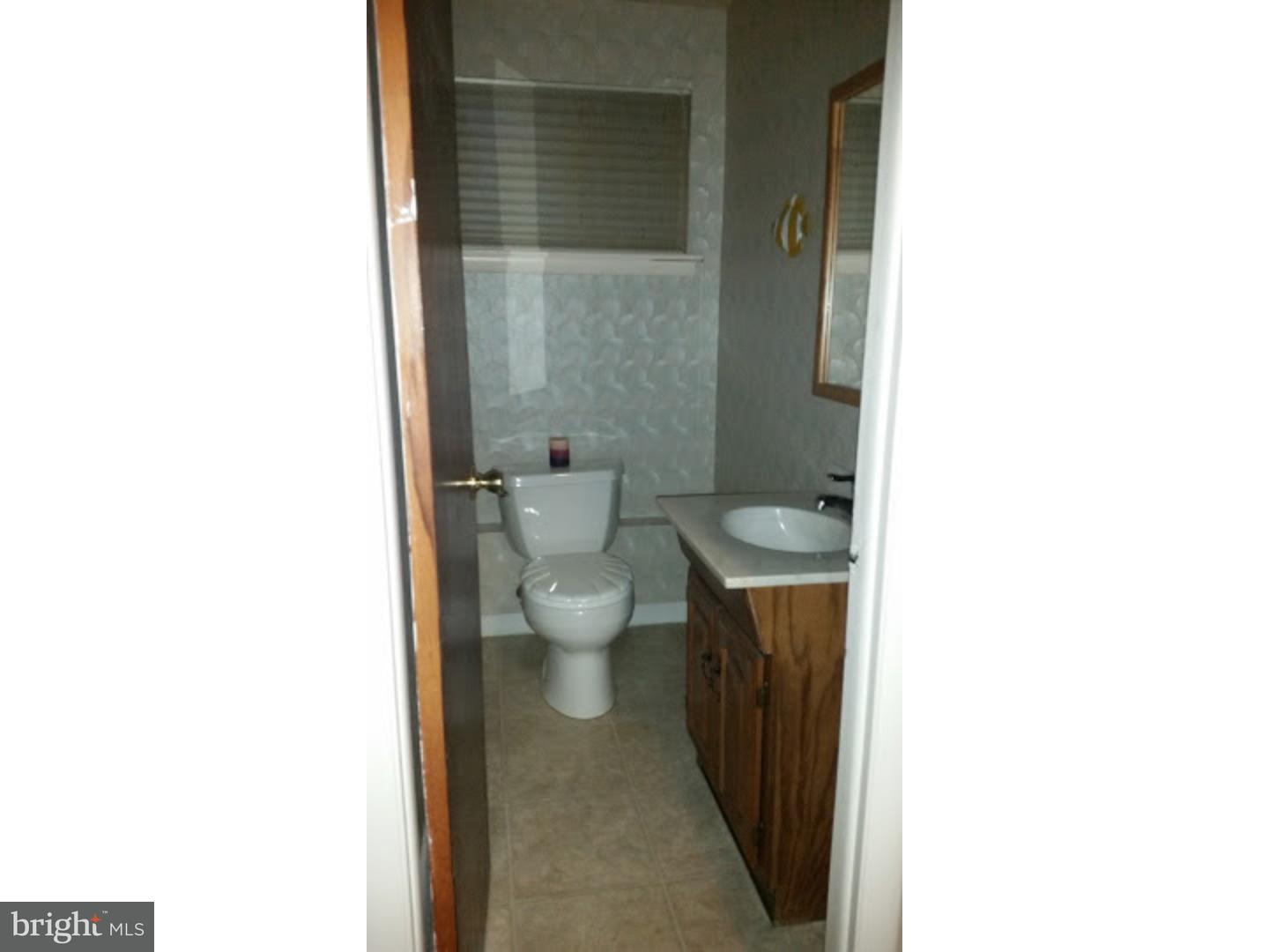 1031 Valley Road Warminster, PA 18974 - Photo 19 of 23 Gallery Image 19