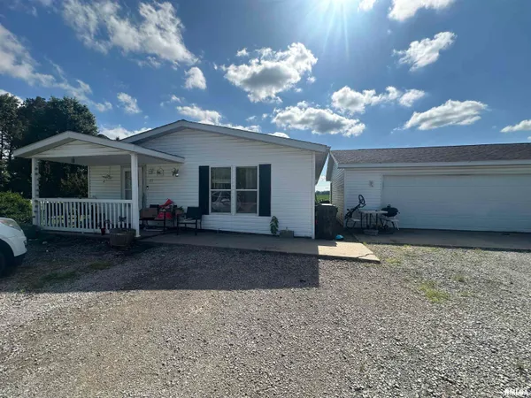 $215,000 | 37 Ava Road, Murphysboro, IL 62966