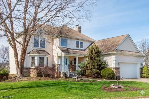 $520,000 | 13 Witherwood Drive, Hamburg, NJ 07419