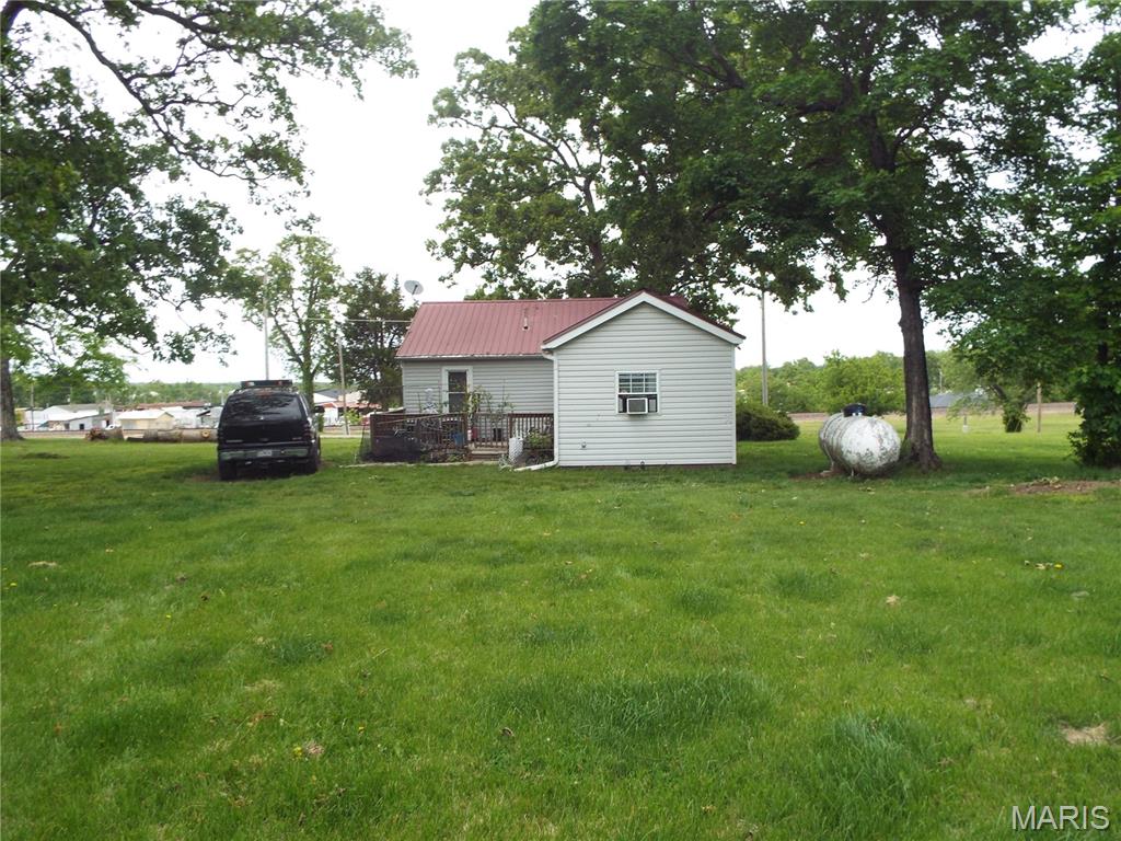 205 West Chestnut Street Dixon, MO 65459 - Photo 4 of 13