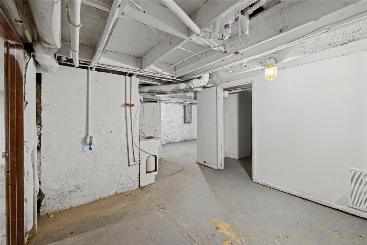 2006 Rathmell Road Columbus, OH 43207 - Photo 23 of 27 24-Basement