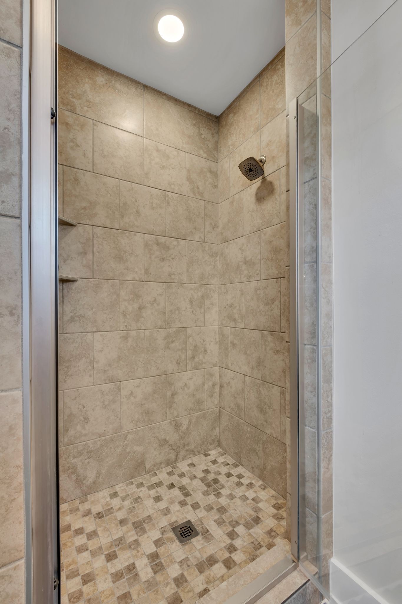 1708 Indian Hills Road Lebanon, TN 37087 - Photo 25 of 34 a bathroom with a shower