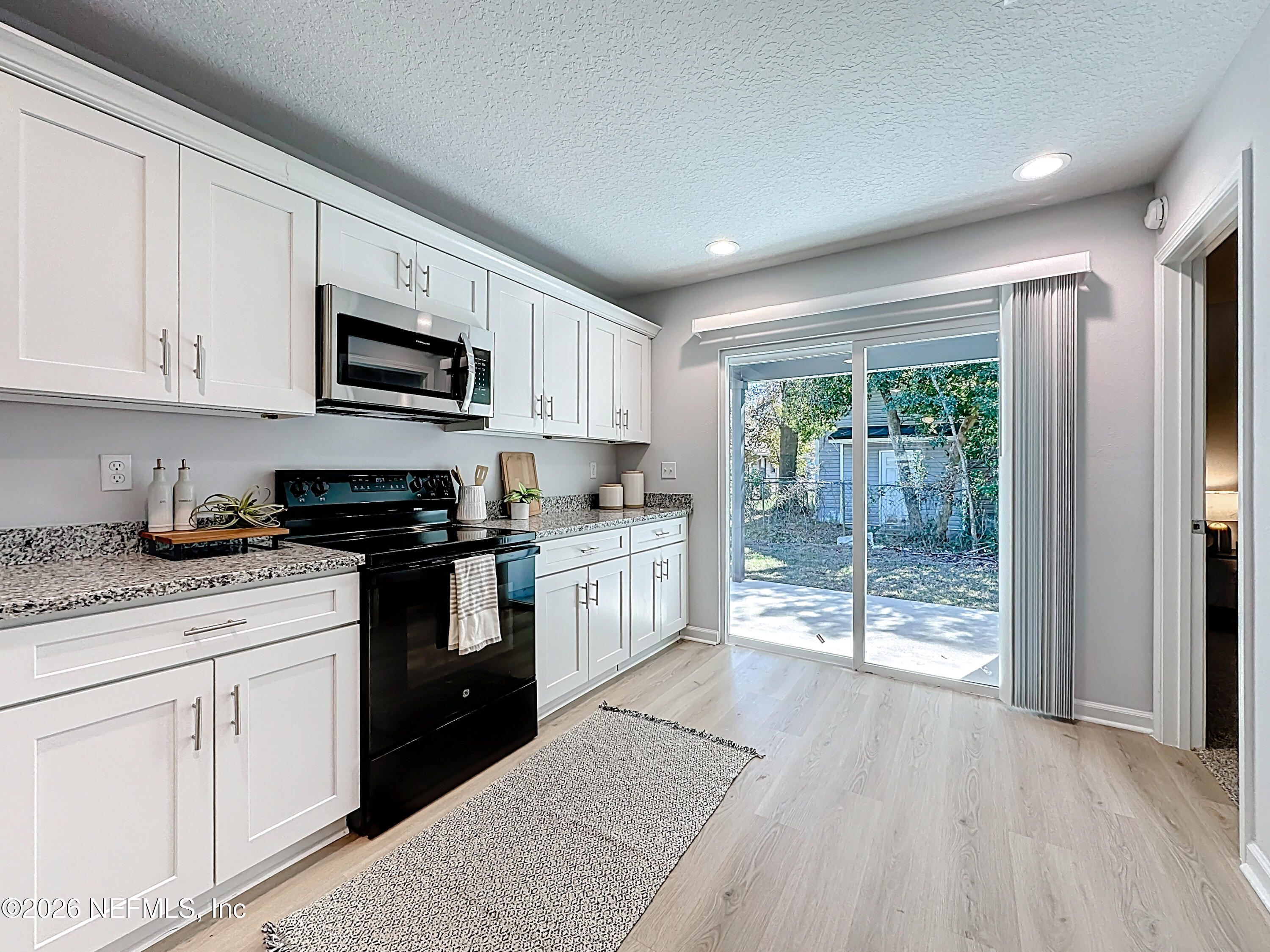 3127 Dignan Street Jacksonville, FL 32254 - Photo 9 of 23 Kitchen