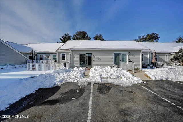 $439,000 | 80 Parkway Drive, Unit D, Freehold, NJ 07728