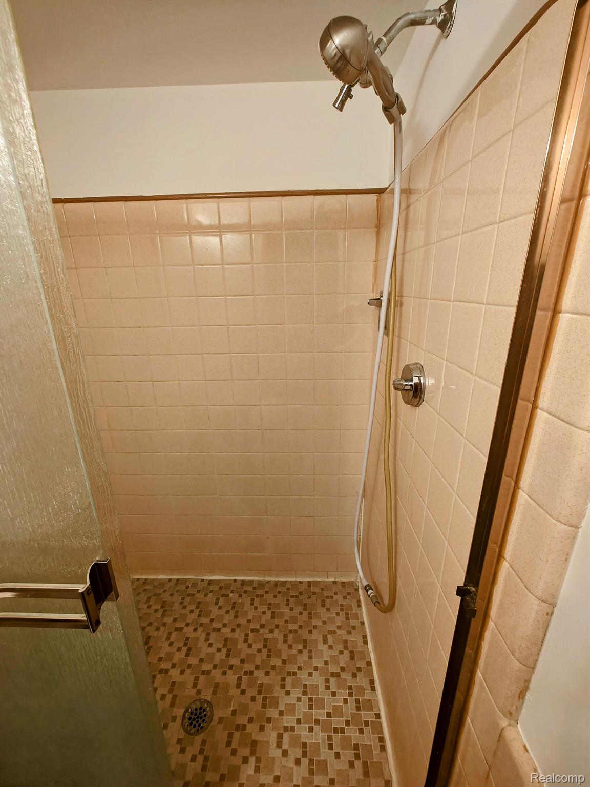 8442 Menge Street Center Line, MI 48015 - Photo 22 of 34 Gallery Image 22