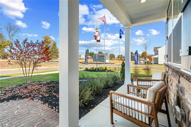 $419,990 | 345 Leslie Farms Drive, Evans City, PA 16033