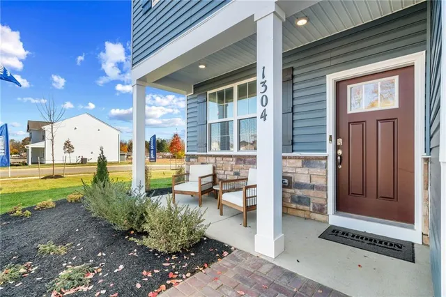 $419,990 | 345 Leslie Farms Drive, Evans City, PA 16033