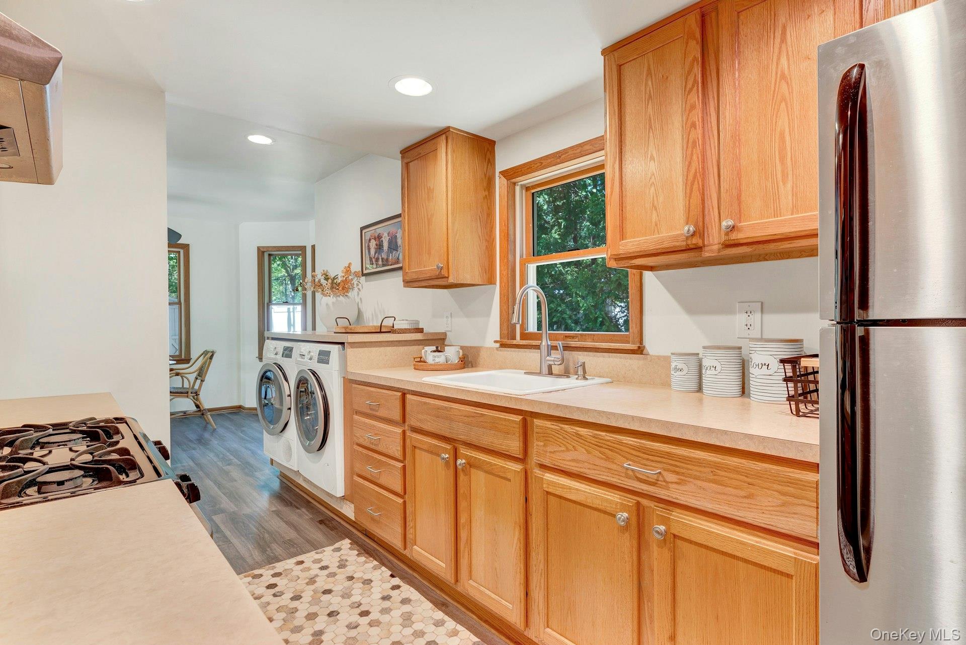 420 Sigsbee Road Mattituck, NY 11952 - Photo 11 of 25