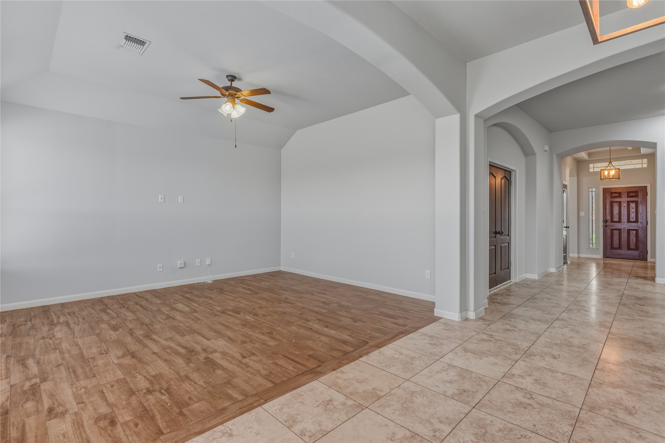 4640 Tiddle Lane Pflugerville, TX 78660 - Photo 23 of 35