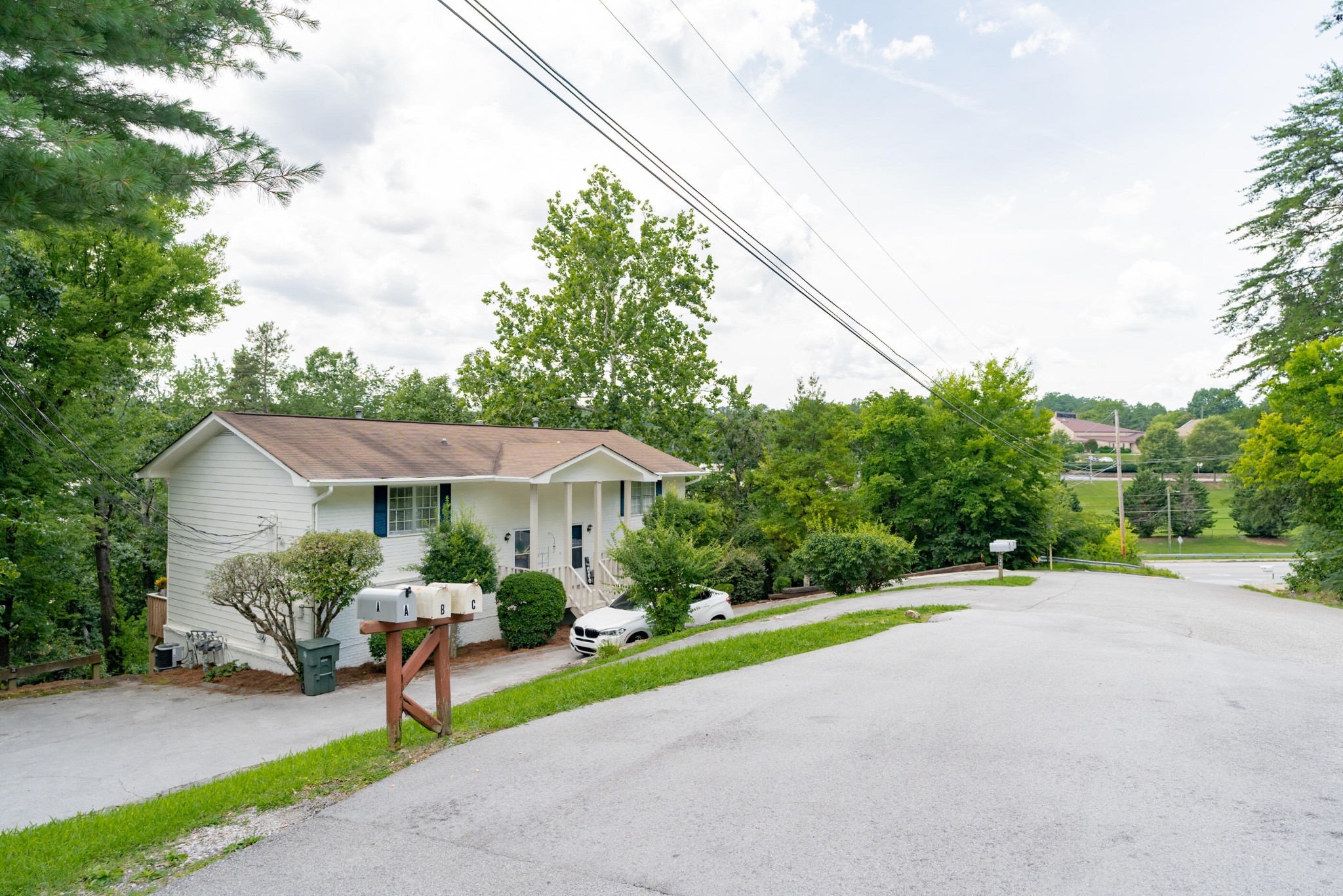 1345 Highland Road Chattanooga, TN 37415 - Photo 4 of 44 Gallery Image 4