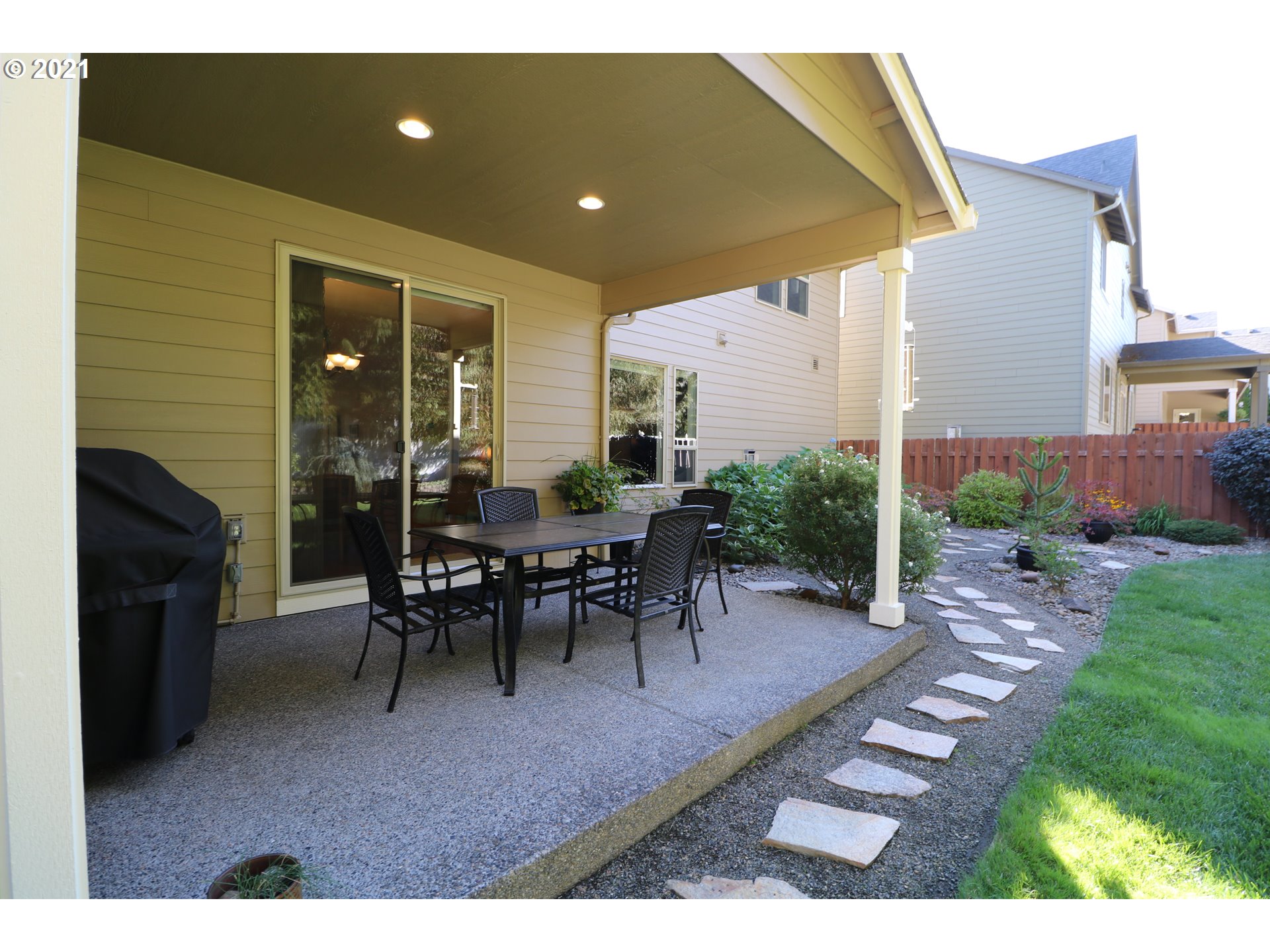 3014 Northeast 171st Street Ridgefield, WA 98642 - Photo 4 of 21 Gallery Image 4