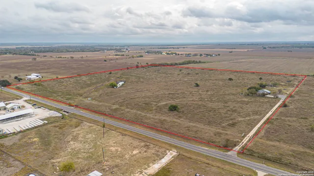 $999,000 | 9325 Farm To Market Road 1339, Martindale, TX 78655