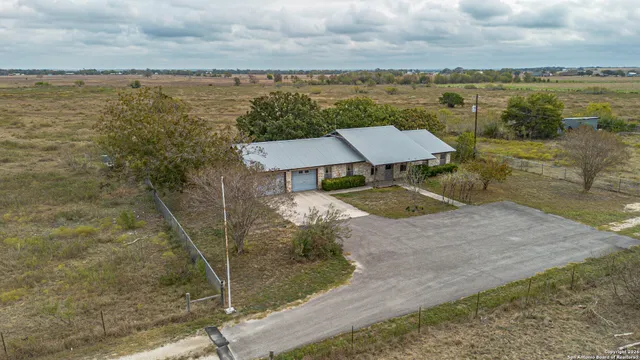 $999,000 | 9325 Farm To Market Road 1339, Martindale, TX 78655