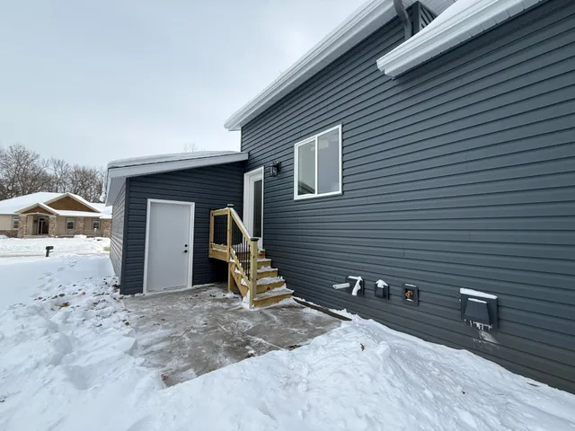 $324,900 | 1699 39th Street South, St. Cloud, MN 56301