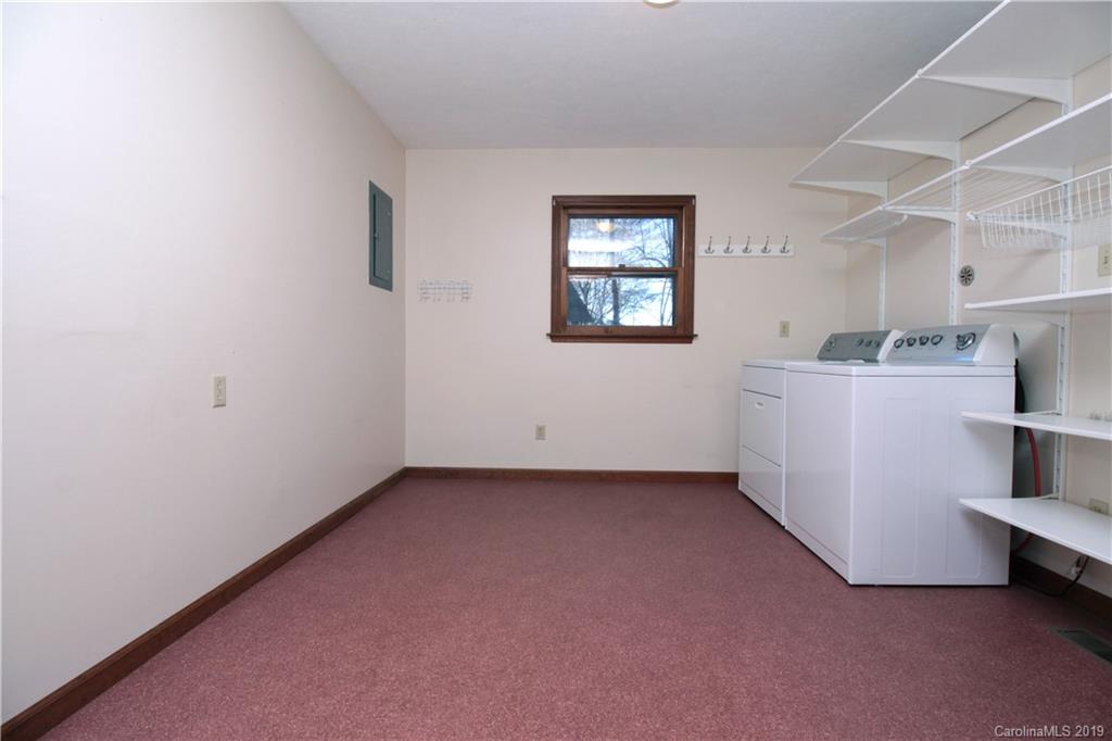 555 South Country Club Road Brevard, NC 28712 - Photo 16 of 21 Gallery Image 16