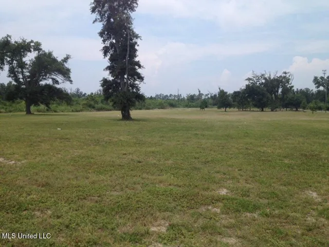 $879,000 | 26300 Highway 90, Pass Christian, MS 39571