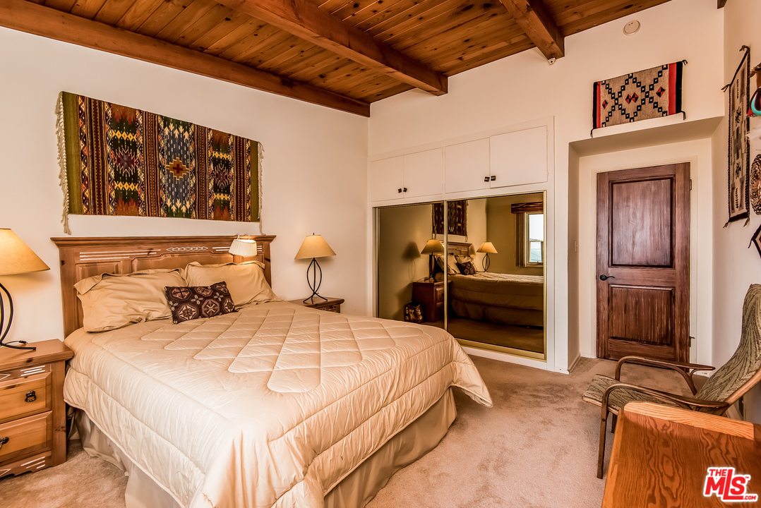 7203 Rindge Avenue Playa del Rey, CA 90293 - Photo 13 of 27