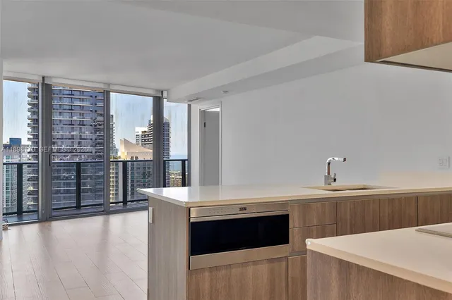 $7,000 | 801 South Miami Avenue, Unit 4404, Miami, FL 33131