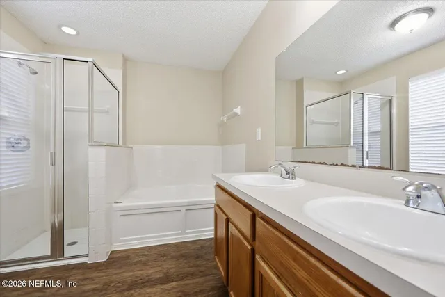 $359,900 | 14428 Woodfield Circle North, Jacksonville, FL 32258