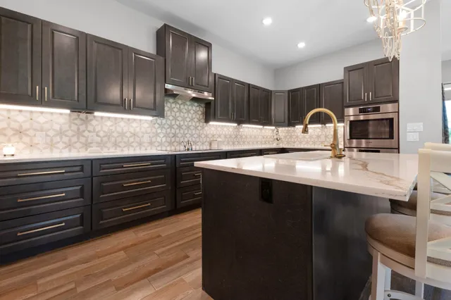 $699,800 | 908 Sandy Mountain Drive, Sunrise Beach, TX 78643