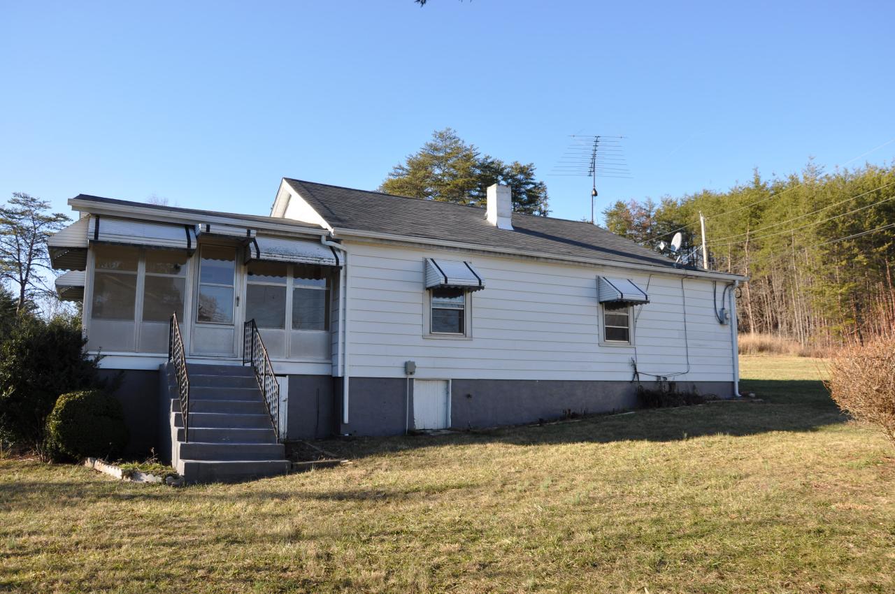 2875 Doe Run Road Rocky Mount, VA 24151 - Photo 2 of 9 Back