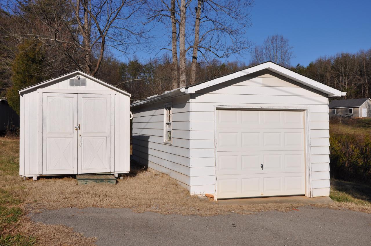 2875 Doe Run Road Rocky Mount, VA 24151 - Photo 5 of 9 Garage & shed