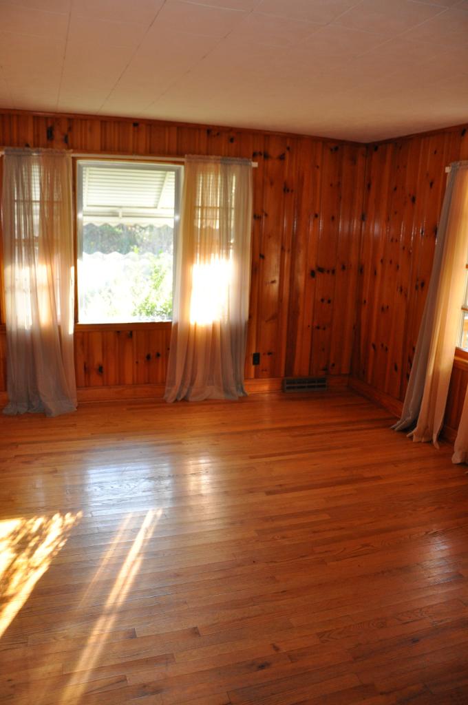 2875 Doe Run Road Rocky Mount, VA 24151 - Photo 7 of 9 Family Room