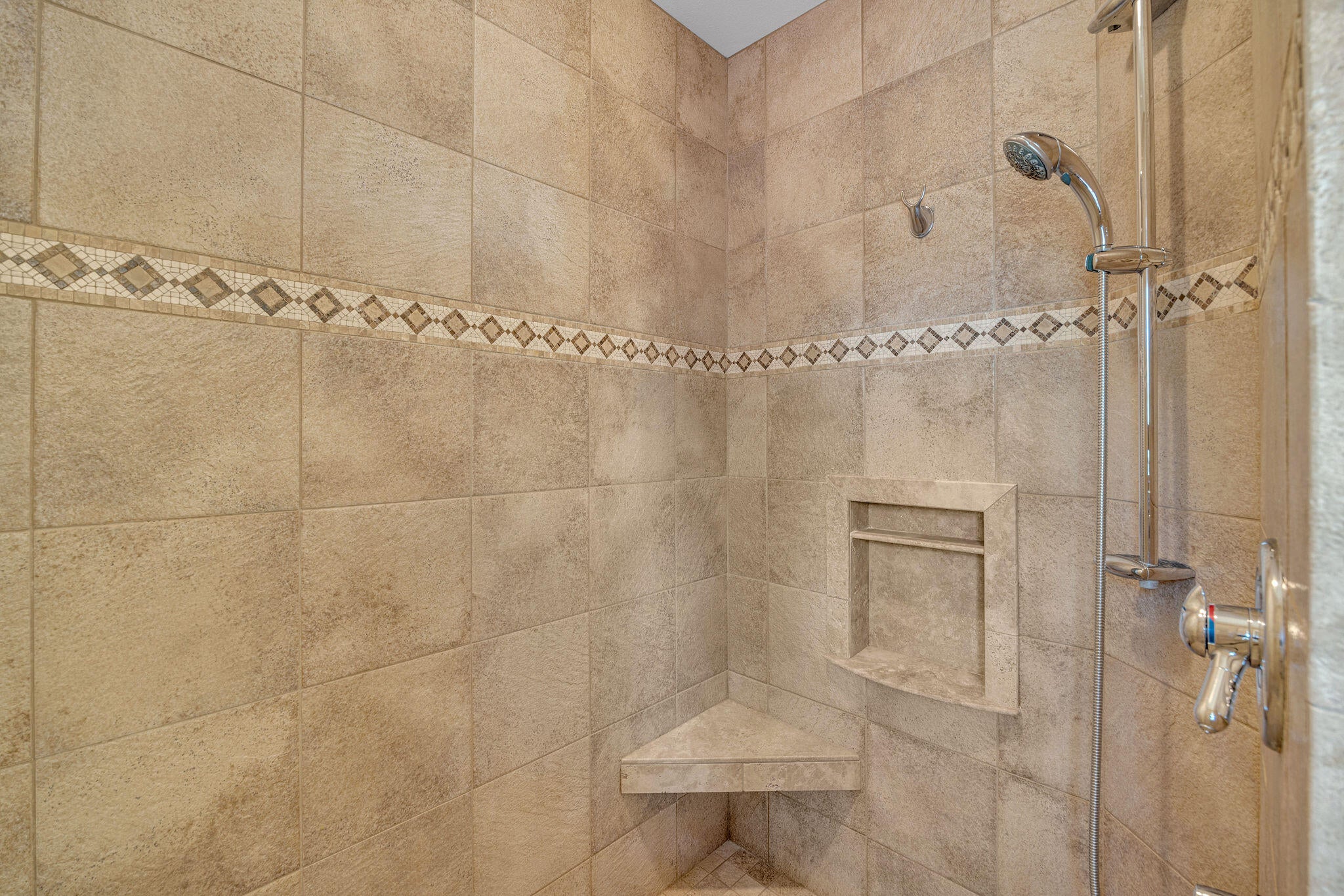 60142 West Ridgeview Drive Bend, OR 97702 - Photo 29 of 49 Primary Walk In Shower