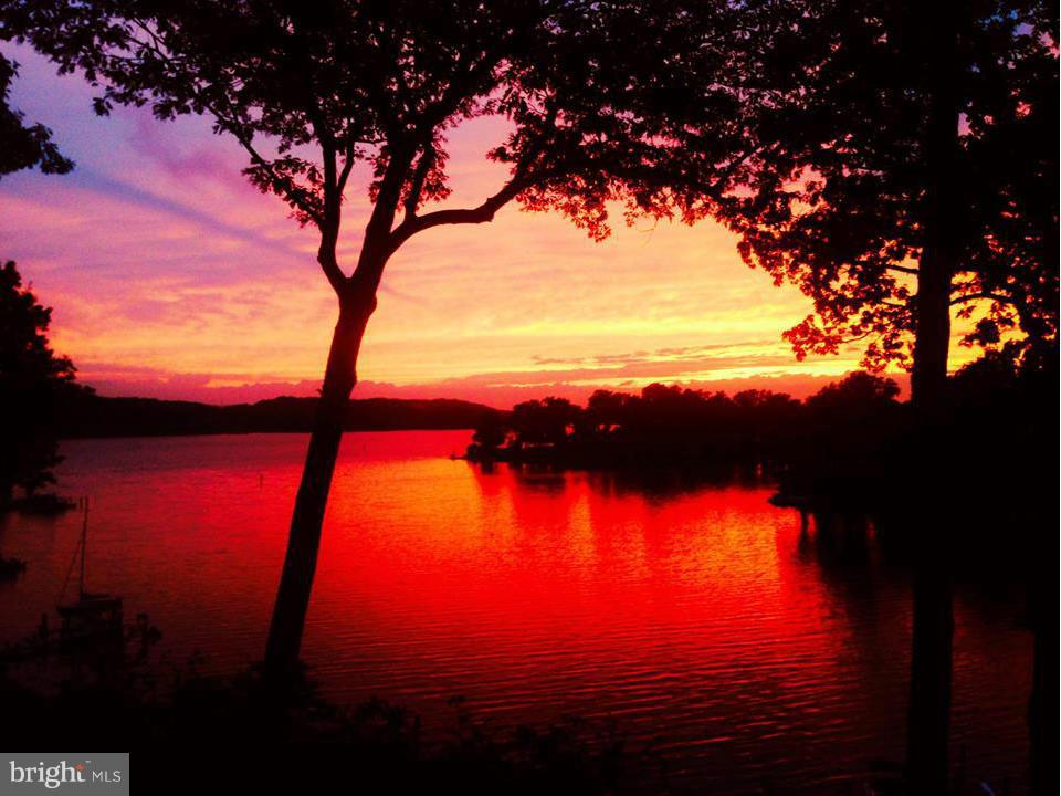 1252 Fenwick Garth Arnold, MD 21012 - Photo 27 of 30 a view of sunset