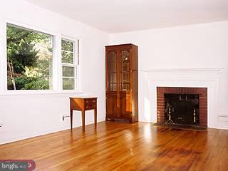 9 Marion Road East Princeton, NJ 08540 - Photo 4 of 6 Gallery Image 4