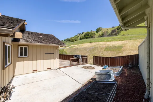 $1,025,000 | 14220 Mountain Quail Road, Salinas, CA 93908