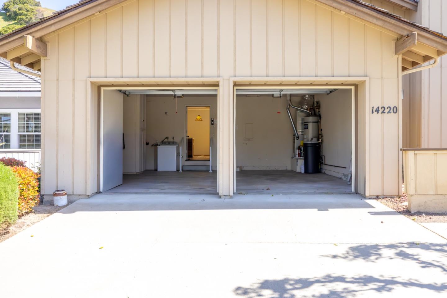 14220 Mountain Quail Road Salinas, CA 93908 - Photo 8 of 74