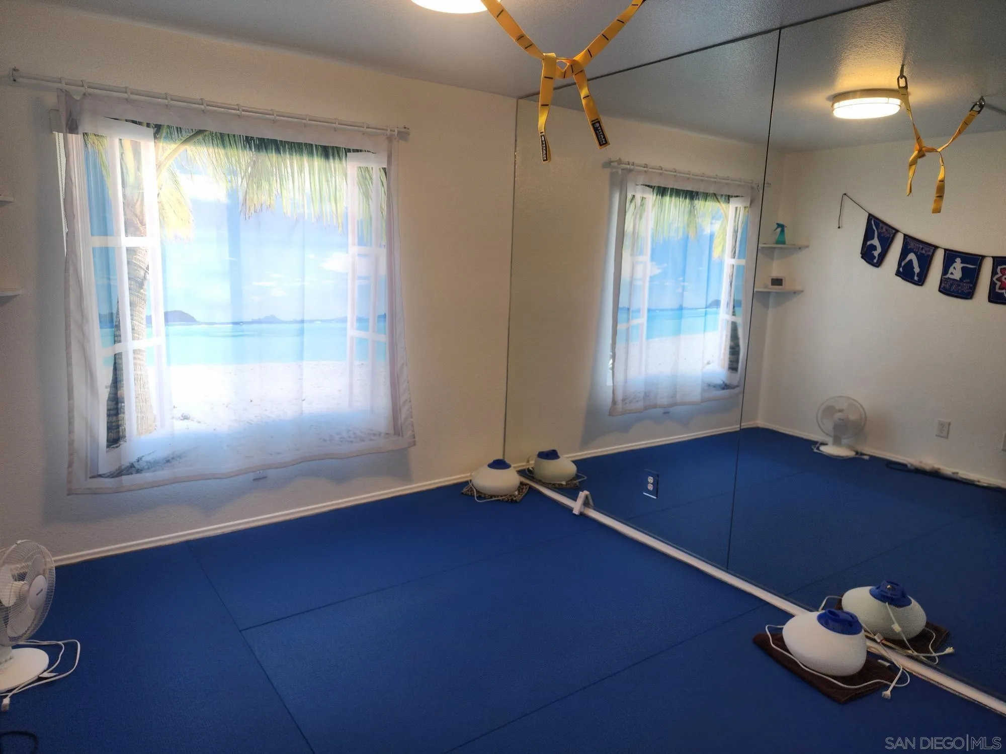 2332 Summerhill Drive Encinitas, CA 92024 - Photo 6 of 28