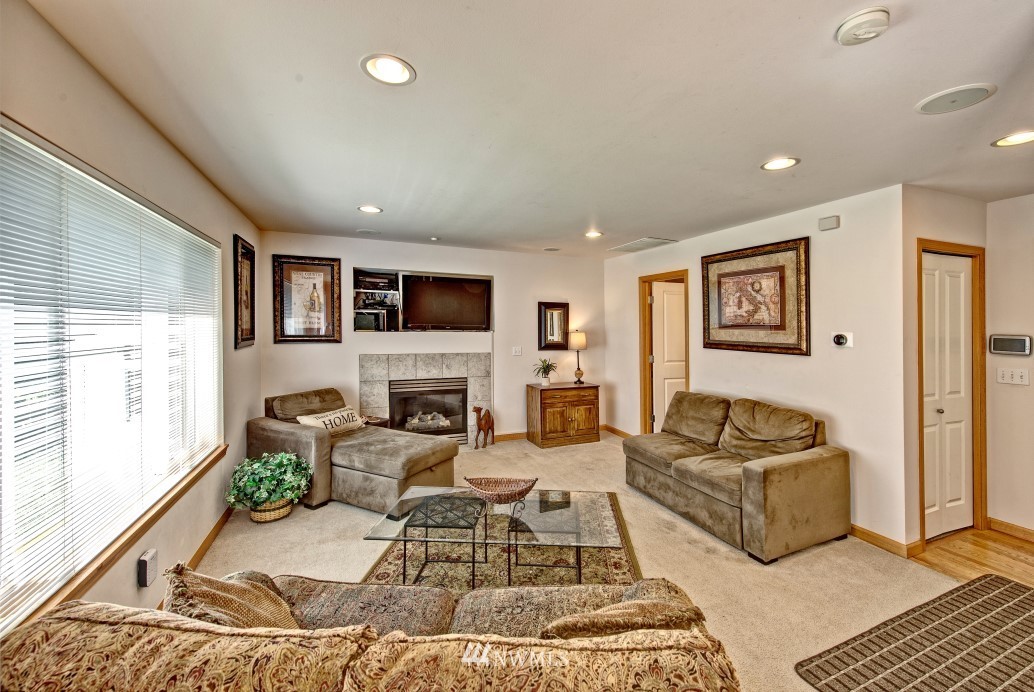 23410 Hidden Valley Road Granite Falls, WA 98252 - Photo 4 of 16 Gallery Image 4