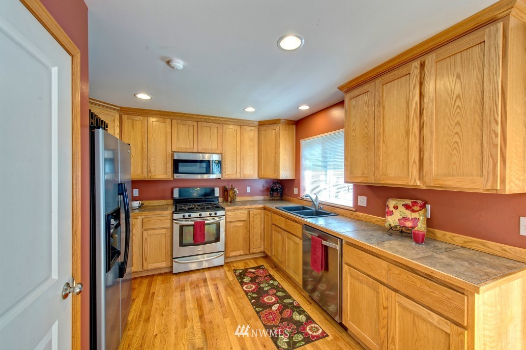 23410 Hidden Valley Road Granite Falls, WA 98252 - Photo 5 of 16 Gallery Image 5