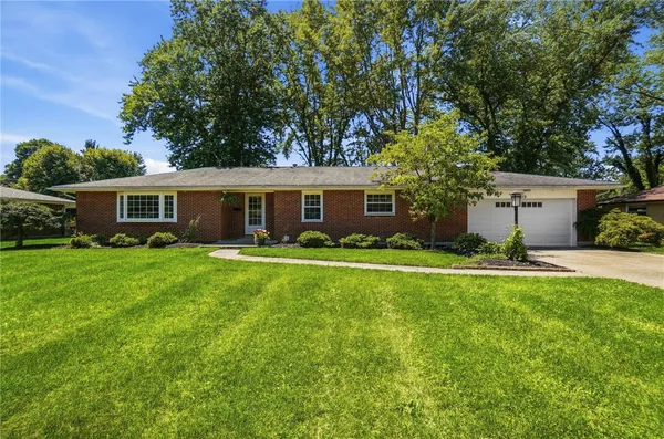 $350,000 | 4179 West Franklin Street, Bellbrook, OH 45305