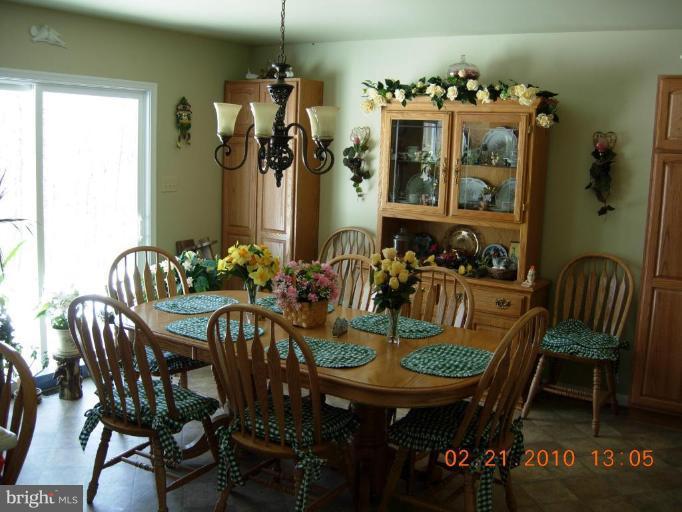 4696 Teen Barnes Road Frederick, MD 21703 - Photo 6 of 12 Dining Area