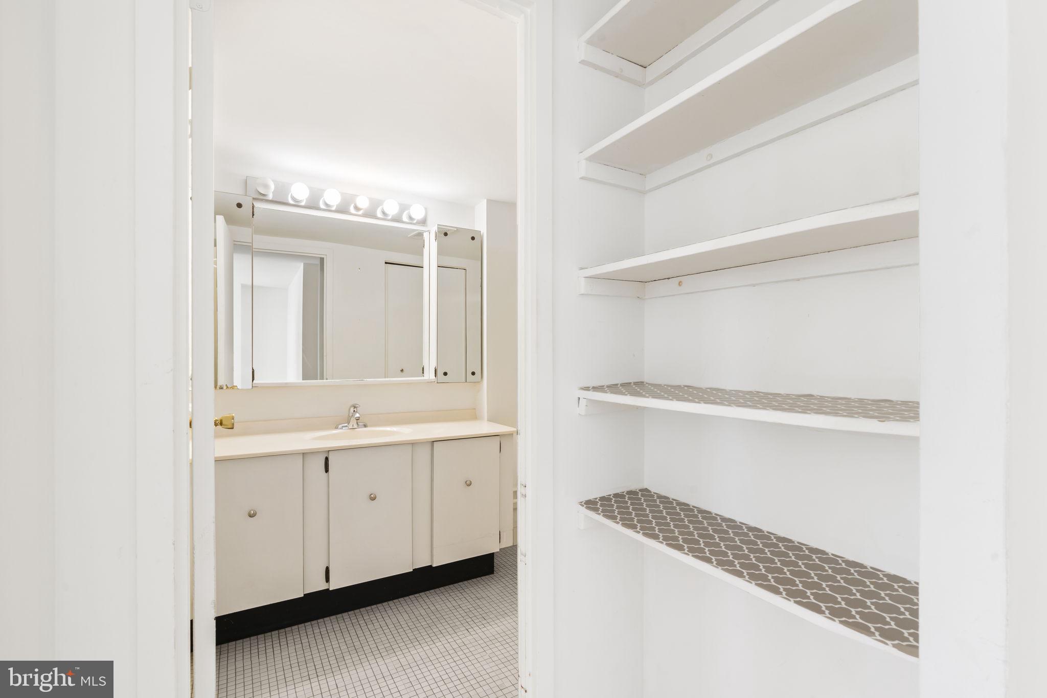 1420 Locust Street, Unit 7M Philadelphia, PA 19102 - Photo 28 of 53